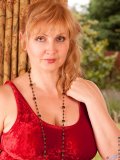 Seductive lady strips nude on couch? Catch all the interesting actions of her today!