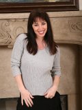 Ripe porn legend Rayveness lets you see her mouthwatering big melons in detail